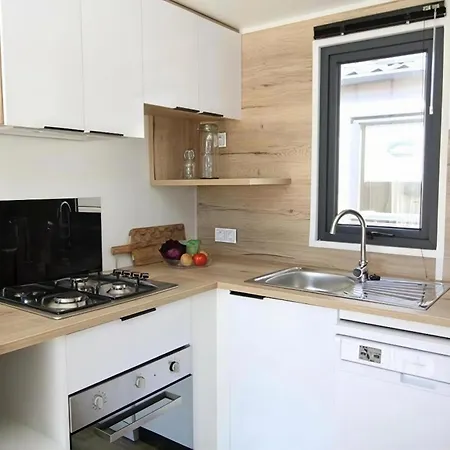 Modele D'exception, 3 Ch, 2 Sdb, 43m2 - Proche Parc Aquatique * Lattes