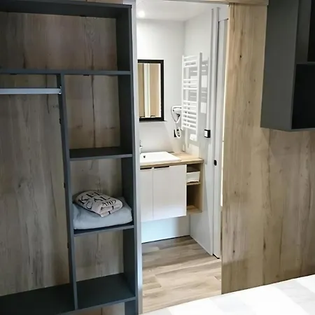 Modele D'exception, 3 Ch, 2 Sdb, 43m2 - Proche Parc Aquatique Kamp alanı Lattes