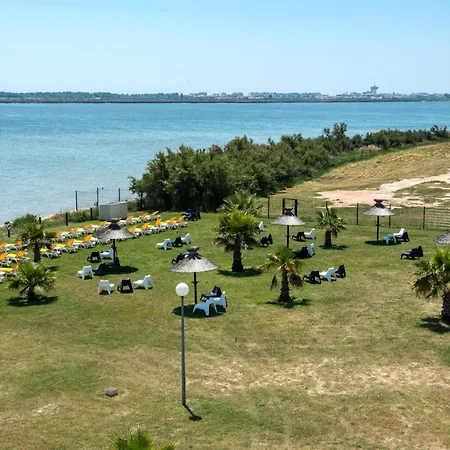 Kamp alanı Modele D'exception, 3 Ch, 2 Sdb, 43m2 - Proche Parc Aquatique