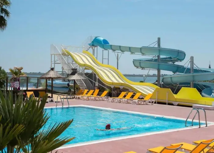 Modele D'exception, 3 Ch, 2 Sdb, 43m2 - Proche Parc Aquatique مكان تخييم