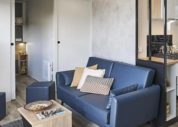 Modele D'exception, 3 Ch, 2 Sdb, 43m2 - Proche Parc Aquatique لات