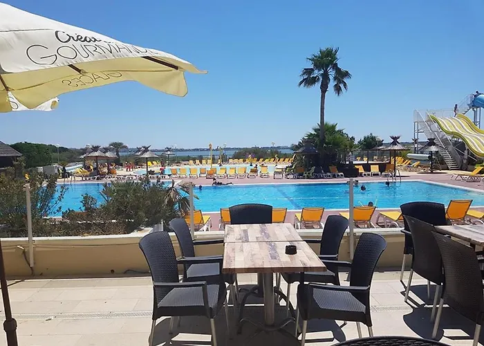 مكان تخييم Modele D'exception, 3 Ch, 2 Sdb, 43m2 - Proche Parc Aquatique