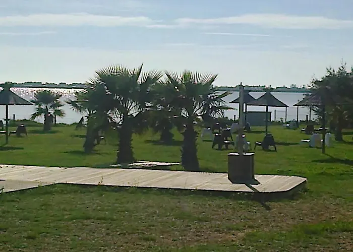 Modele D'exception, 3 Ch, 2 Sdb, 43m2 - Proche Parc Aquatique مكان تخييم لات